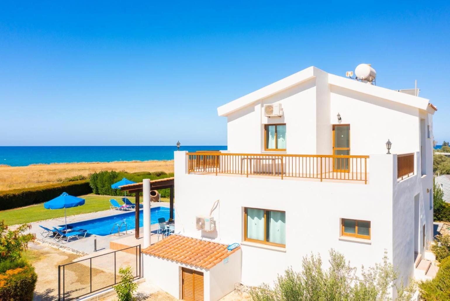 Blue Bay Villa Dimitris Mavroli Exterior foto